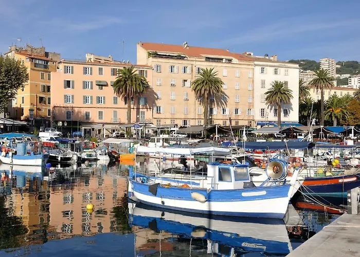 F3 - Standing Centre Calme Et Climatise Ajaccio (Corsica)